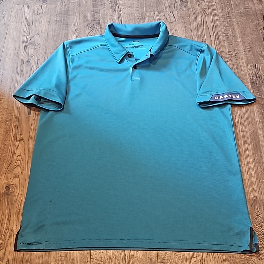Oakley Men's Large Regular Fit Blue Polo
